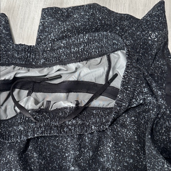 Lululemon Pace Breaker - Picture 7 of 7